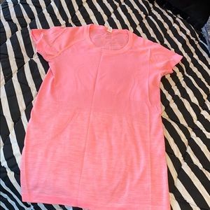 Lululemon swiftly tech short sleeve